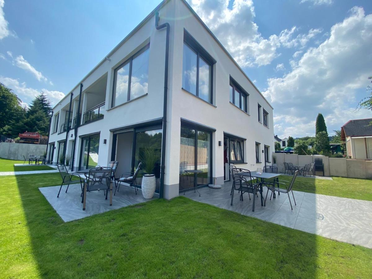 Apartments Saaldorf-Ferienhaus Mit 6 Apartments 45Qm-120Qm Direkt Am Thueringer Meer-Bleilochtalsperre Bad Lobenstein Kültér fotó