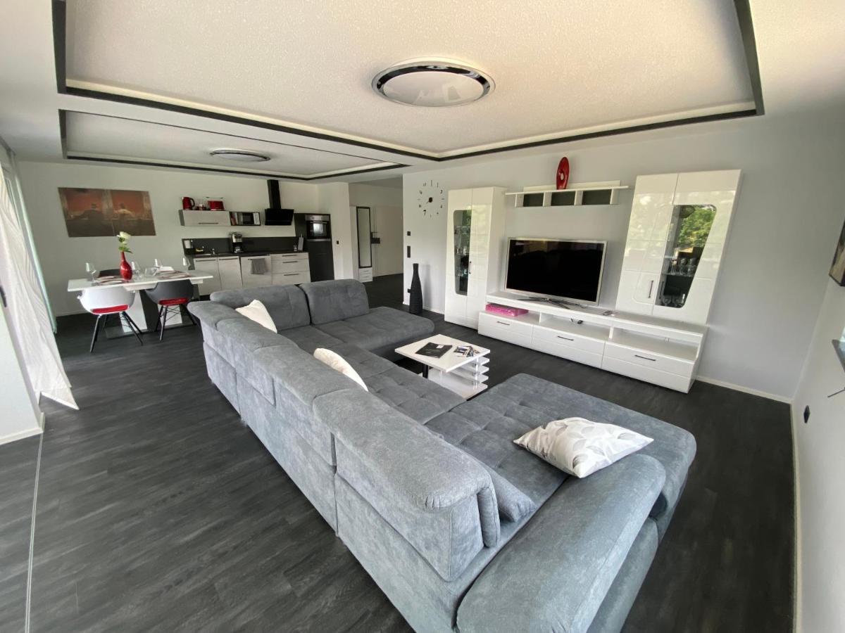 Apartments Saaldorf-Ferienhaus Mit 6 Apartments 45Qm-120Qm Direkt Am Thueringer Meer-Bleilochtalsperre Bad Lobenstein Kültér fotó