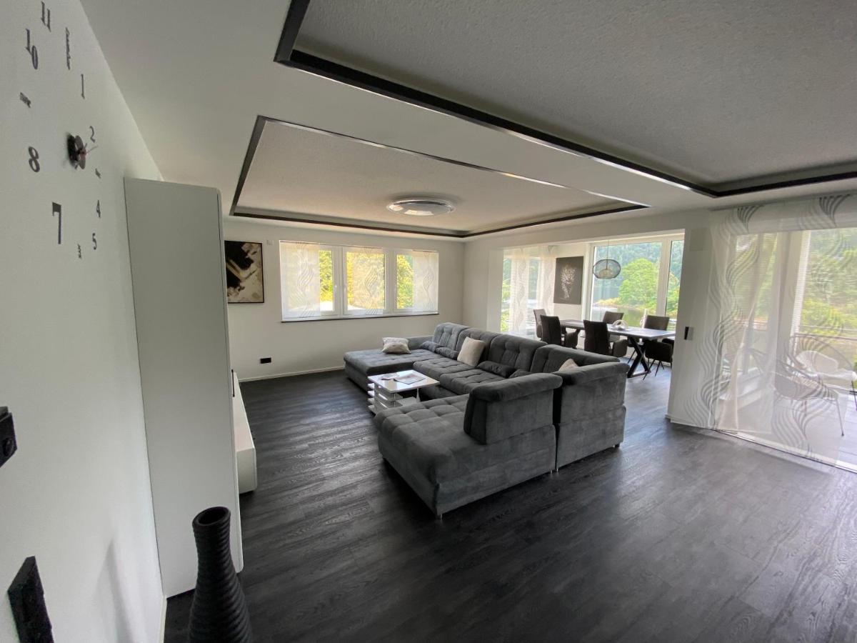 Apartments Saaldorf-Ferienhaus Mit 6 Apartments 45Qm-120Qm Direkt Am Thueringer Meer-Bleilochtalsperre Bad Lobenstein Kültér fotó